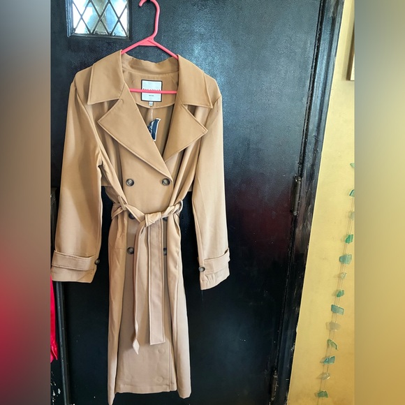 Bagatelle Collection Jackets & Blazers - Classic Tan Double-Breasted Trench Coat with Self-Tie Waist NWT
